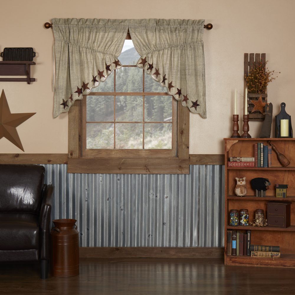 Abilene Star Prairie Swag Set of 2 36x36x18