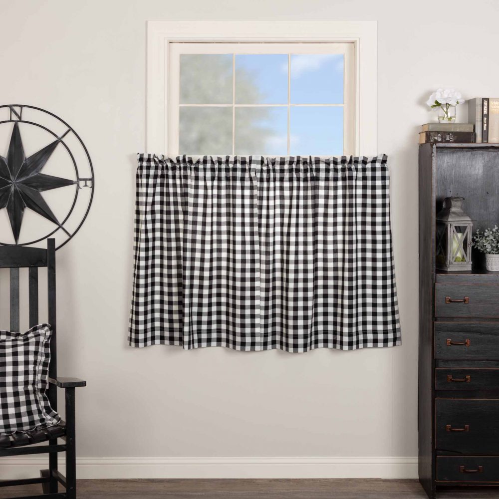 Annie Buffalo Black Check Tier Set of 2 L36xW36