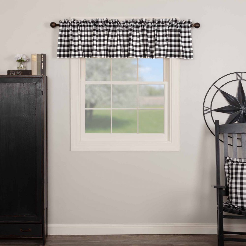 Annie Buffalo Black Check Valance 16x90