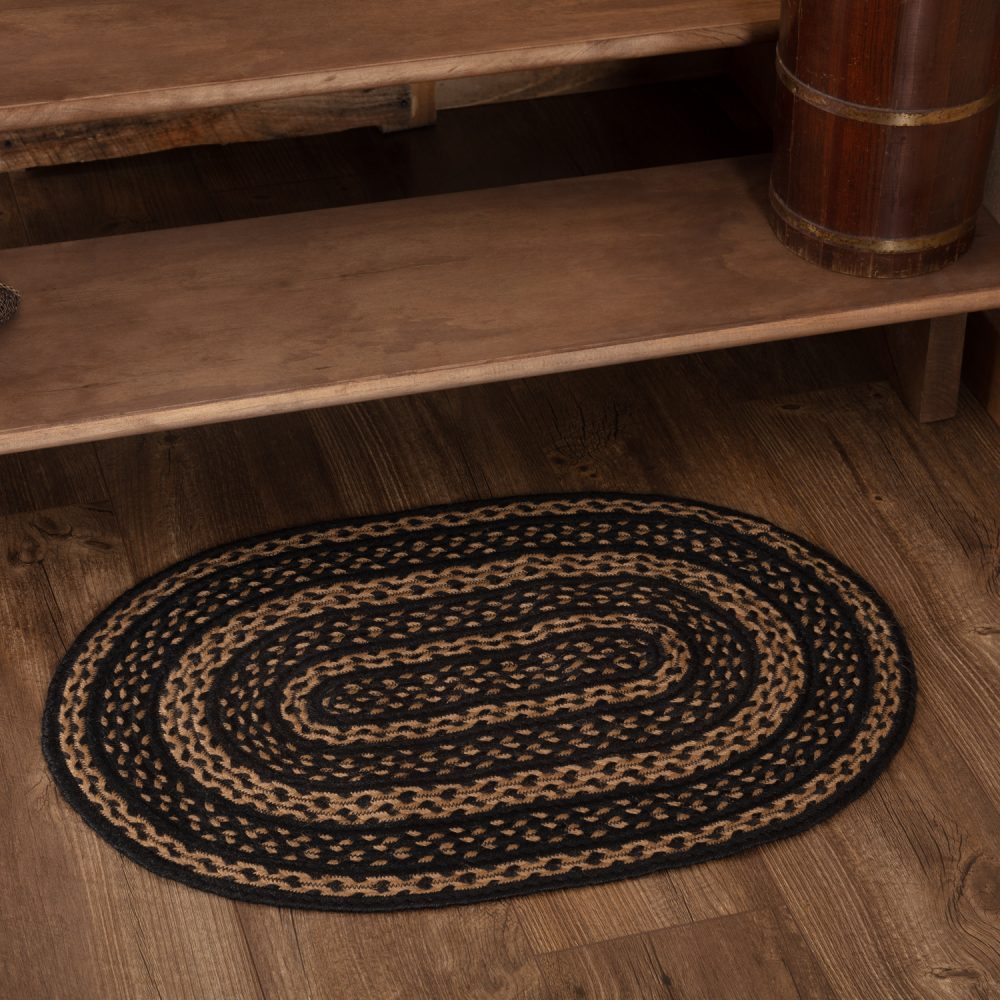 Black & Tan Jute Rug Oval 20x30