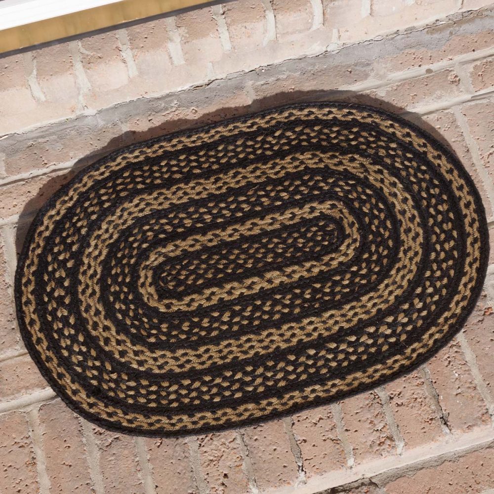 Black & Tan Jute Rug Oval 20x30