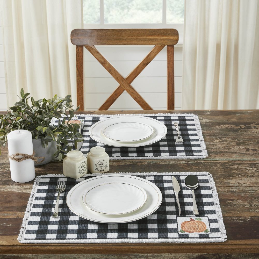 Annie Black Check Pumpkin Placemat Set of 2 13x19