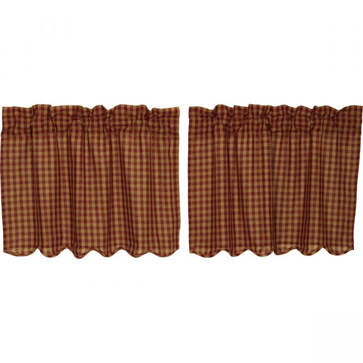 Burgundy Check Scalloped Tier Set of 2 L24xW36