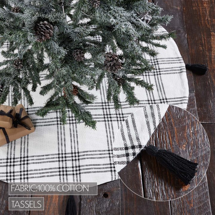 Black Plaid Tree Skirt 55