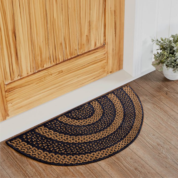 Black & Tan Jute Rug Half Circle 16.5x33