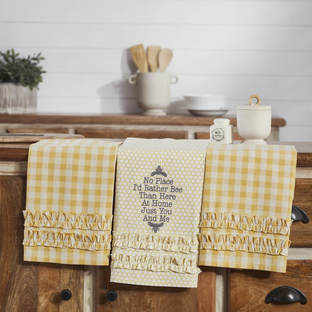 Buzzy Bees Ruffled Tea Towel Set of 3 19x28