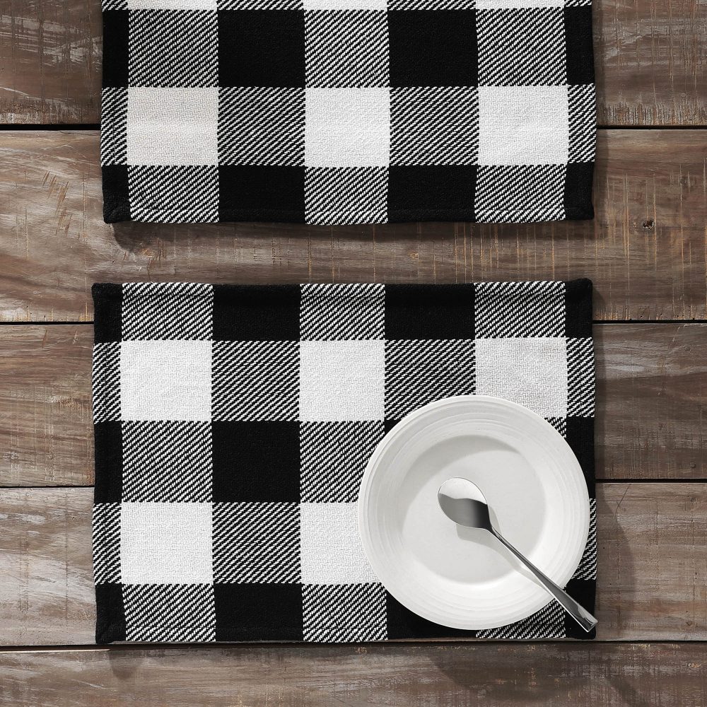 Annie Buffalo Check Black Placemat Set of 2 13x19