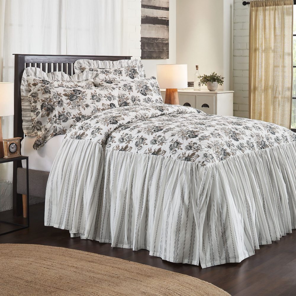 Annie Portabella Floral Ruffled California King Coverlet 84x72+27