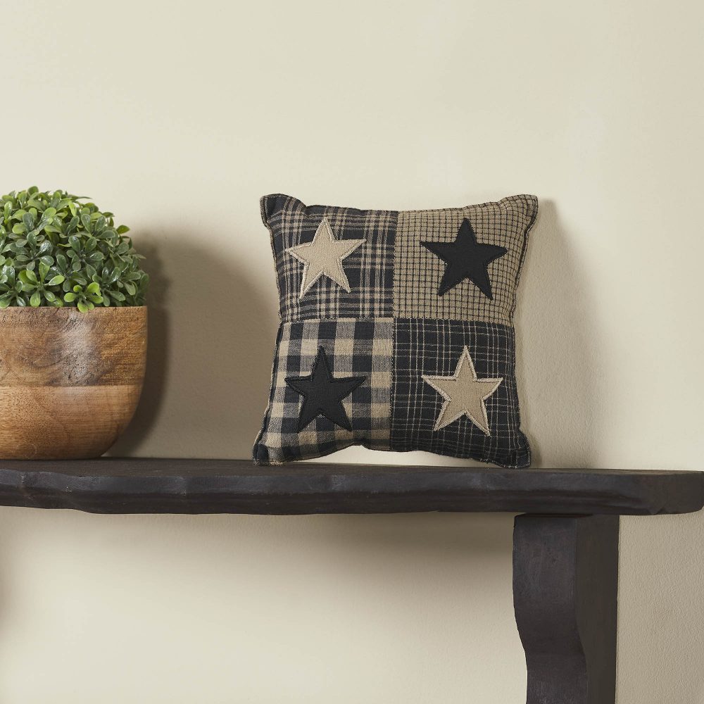 Black Check Star Pillow 6x6