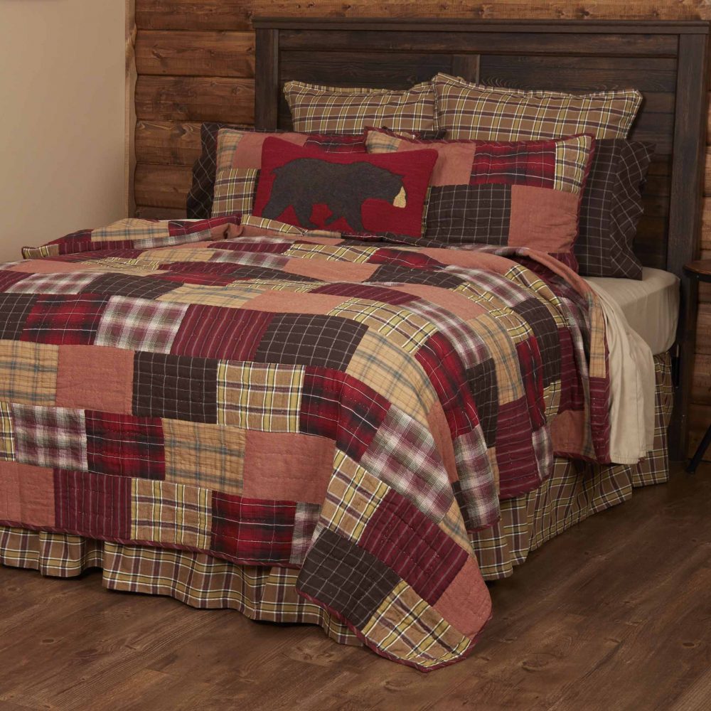 Wyatt Luxury King Quilt 120Wx105L