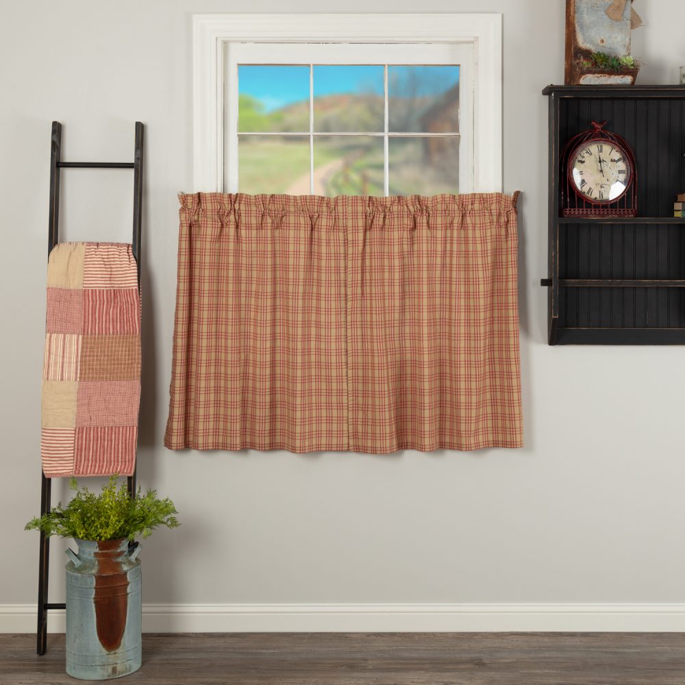 Sawyer Mill Red Plaid Tier Set of 2 L36xW36