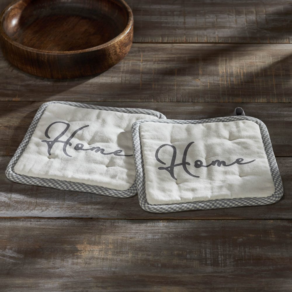 Finders Keepers Home Pot Holder Set of 2 8x8