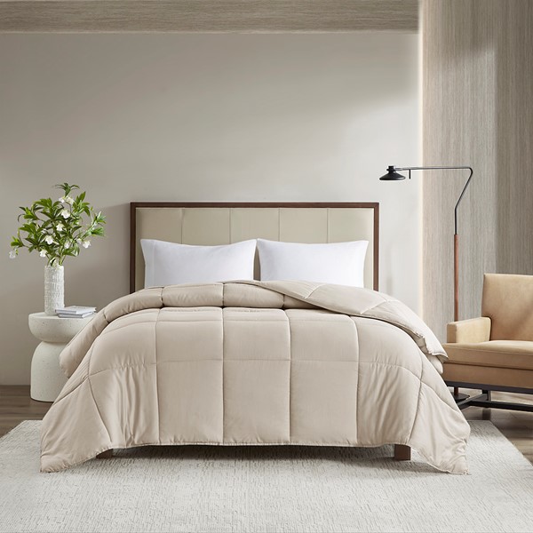 Madison Park Winfield 300 Thread Count Cotton Shell Luxury Down Alternative Comforter in Tan, Full/Queen MP10-8362