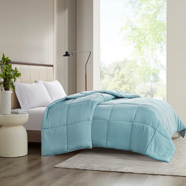 Madison Park Winfield 300 Thread Count Cotton Shell Luxury Down Alternative Comforter in Teal, Full/Queen MP10-8365