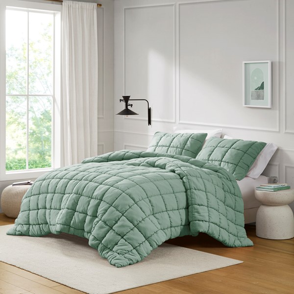 Intelligent Design Dream Puff Down Alternative Comforter Set in Sage, King/Cal King ID10-2306