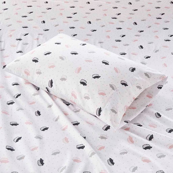 Intelligent Design Cozy Soft Cotton Flannel Printed Sheet Set in Pink/Grey Hedgehogs, Queen ID20-1752