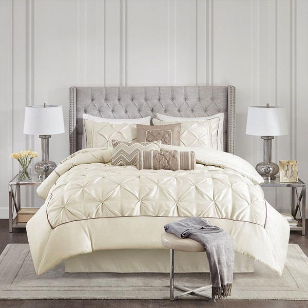 Madison Park Laurel 7 Piece Tufted Comforter Set in Ivory, Cal King MP10-434