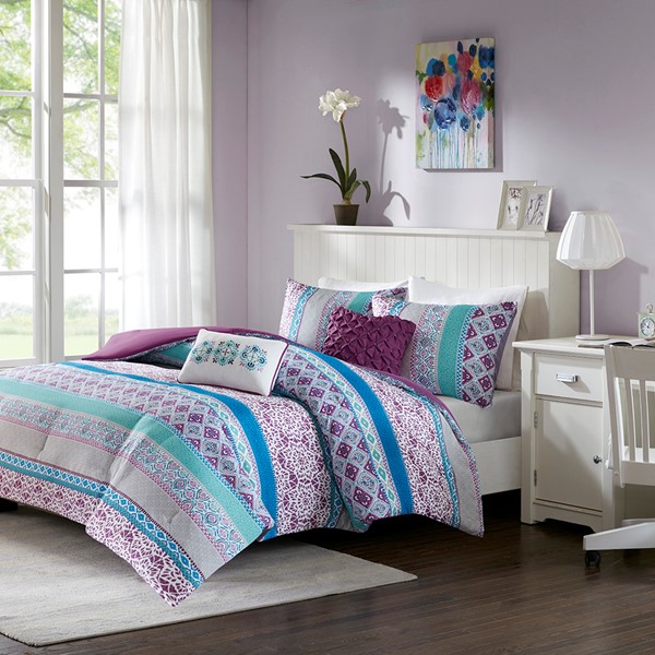 Intelligent Design Joni Comforter Set in Purple, Full/Queen ID10-1099