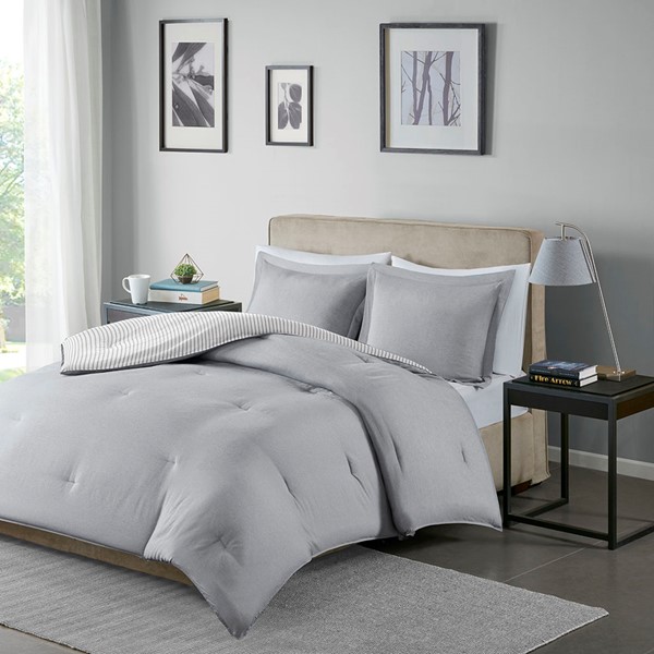 Madison Park Essentials Hayden Reversible Yarn Dyed Down Alternative Comforter Set in Grey, Twin MPE10-564