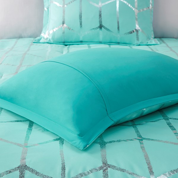 Intelligent Design Raina Metallic Printed Comforter Set in Aqua/Silver, Twin/Twin XL ID10-1240