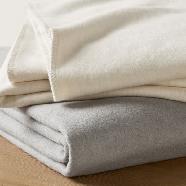 Croscill Andaz Solid Cotton Blanket in Ivory, King/Cal King CC51-0023