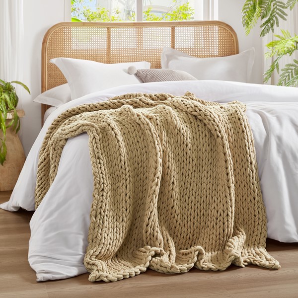 Madison Park Chunky Double Knit Handmade Throw Blanket in Tan, 50x60" MP50-8116