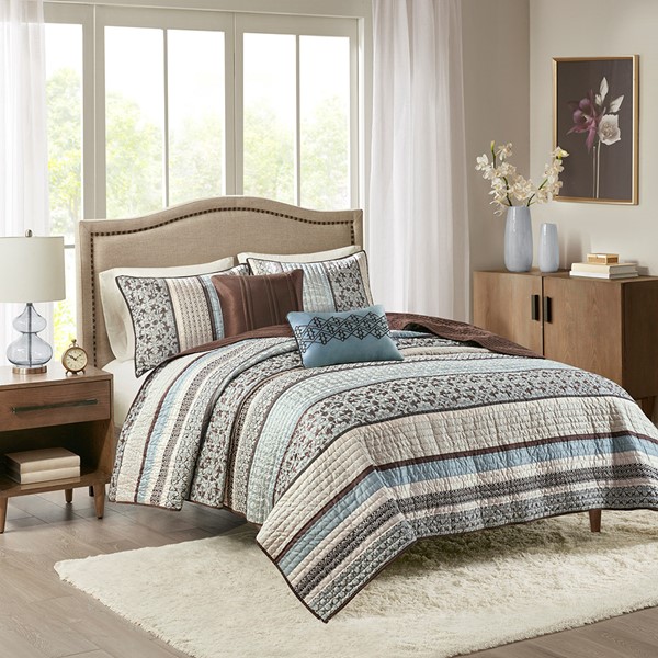 Madison Park Princeton 5 Piece Jacquard Quilt Set with Throw Pillows in Blue, King/Cal King MP13-614