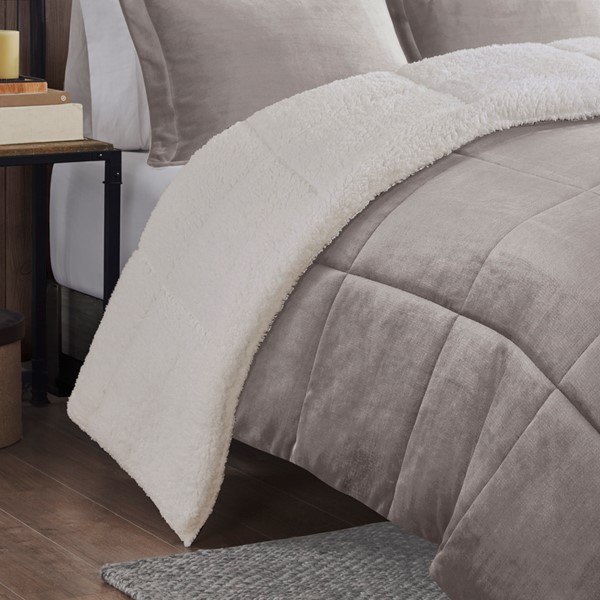 Woolrich Alton Plush to Sherpa Down Alternative Comforter Set in Grey/Ivory, Full/Queen WR10-2062