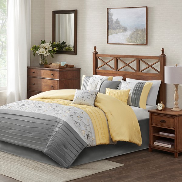 Madison Park Serene Embroidered 7 Piece Comforter Set in Yellow, Queen MP10-4185