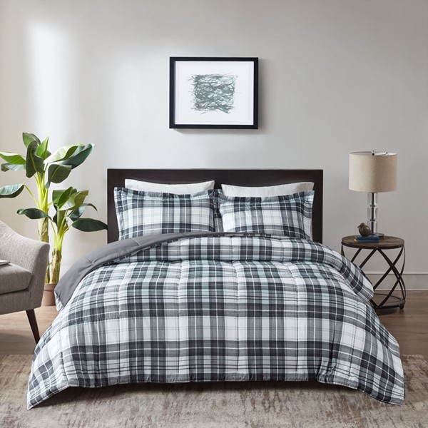 Madison Park Essentials Parkston 3M Scotchgard Down Alternative All Season Comforter Set in Black/White, Full/Queen MPE10-825