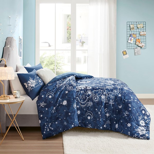 Intelligent Design Stella Celestial Comforter Set in Navy, Full/Queen ID10-2126