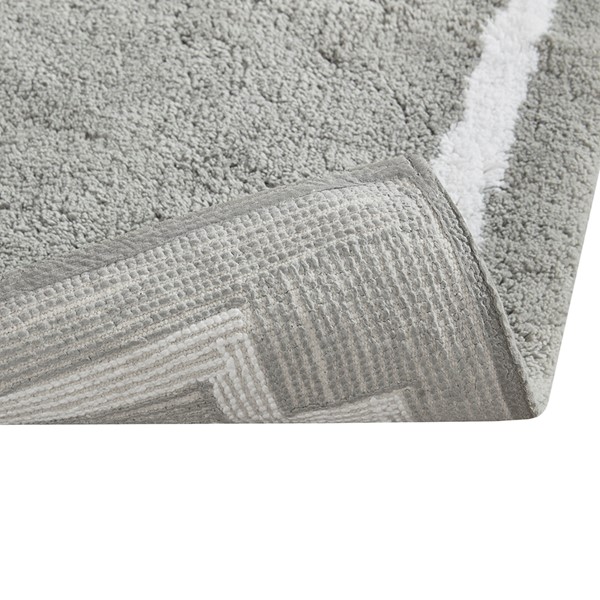 Madison Park Evan Cotton Tufted Bath Rug in Grey, 24x40" MP72-3606