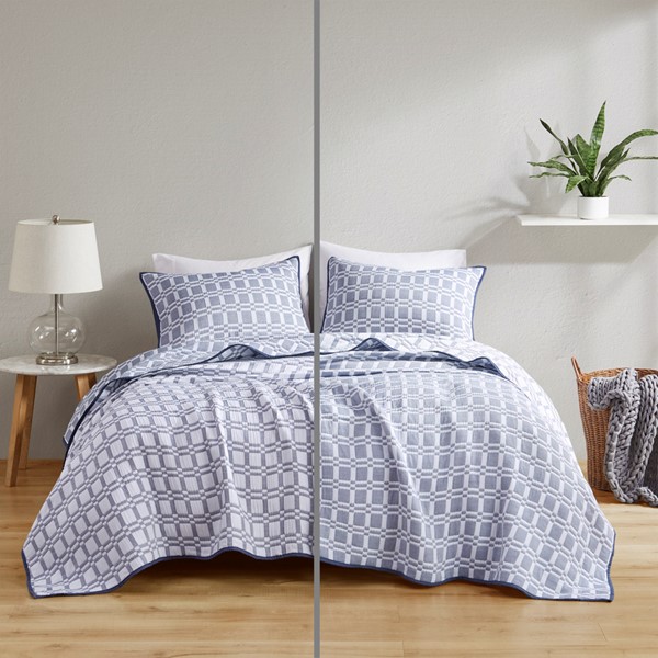 Madison Park Harlow 3 Piece Reversible Matelasse Coverlet Set in Indigo, King/Cal King MP13-8310