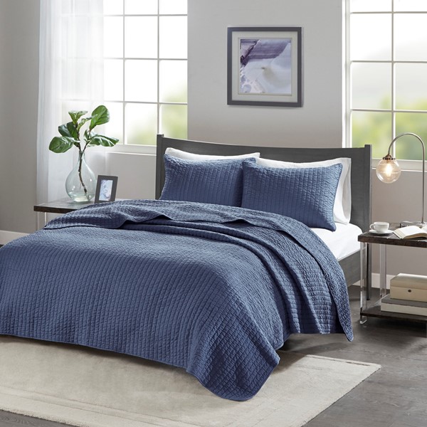 Madison Park Keaton Quilt Set in Navy, Full/Queen MP13-3458