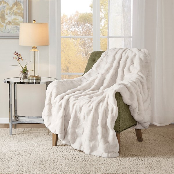 Madison Park Vivienne Faux Fur Throw in Ivory, 50x60" MP50-8255