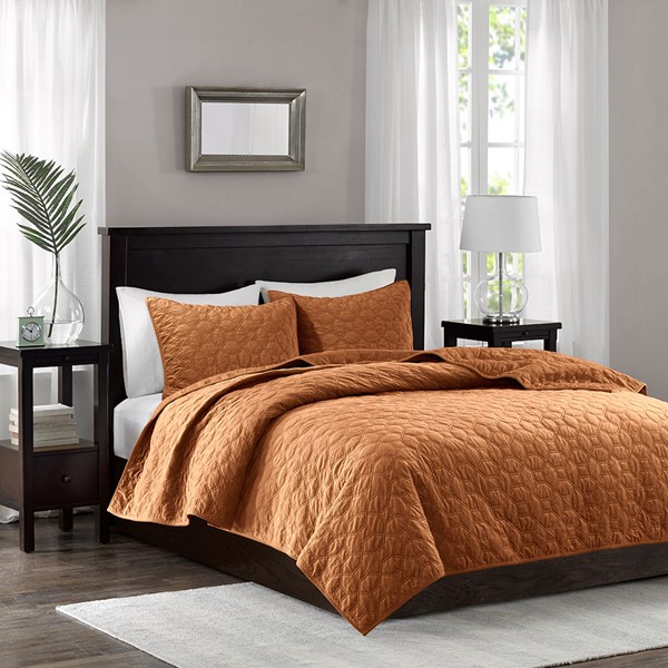 Madison Park Harper 3 Piece Velvet Quilt Set in Rust, Full/Queen MP13-8007