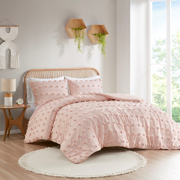 Intelligent Design Lucy Clip Jacquard Comforter Set in Pink, King/Cal King ID10-2287