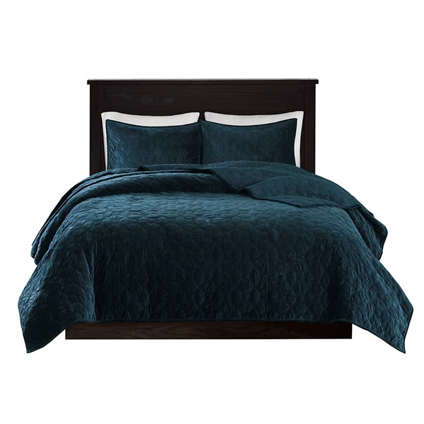 Madison Park Harper 3 Piece Velvet Quilt Set in Teal, King/Cal King MP13-4612