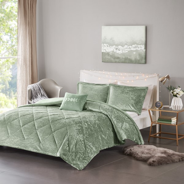 Intelligent Design Felicia Velvet Duvet Cover Set with Throw Pillow in Green, Twin/Twin XL ID12-2415