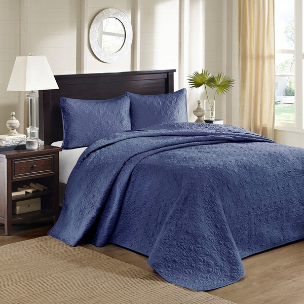 Madison Park Quebec Reversible Bedspread Set in Navy, King MP13-2992