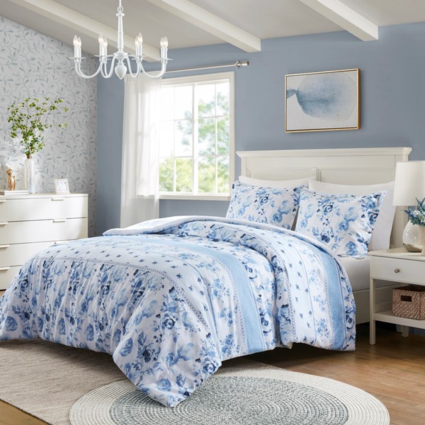 Intelligent Design Christa Floral Striped Duvet Cover Set in Blue, Full/Queen ID12-2329