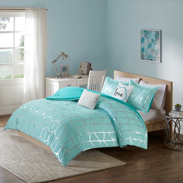 Intelligent Design Raina Metallic Printed Comforter Set in Aqua/Silver, King/Cal King ID10-1242