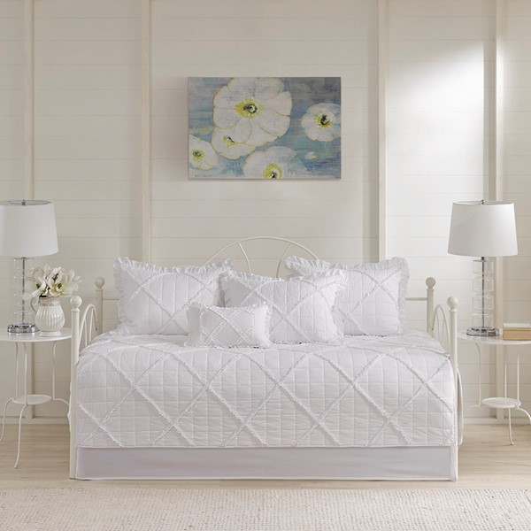 Madison Park Rosie 6 Piece Daybed Cover Set with Bedskirt and Throw Pillow in White, Daybed MP13-5025