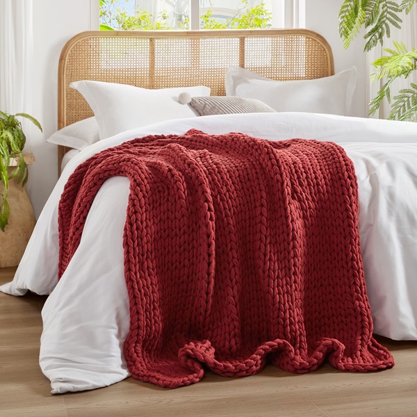 Madison Park Chunky Double Knit Handmade Throw Blanket in Red, 50x60" MP50-8216