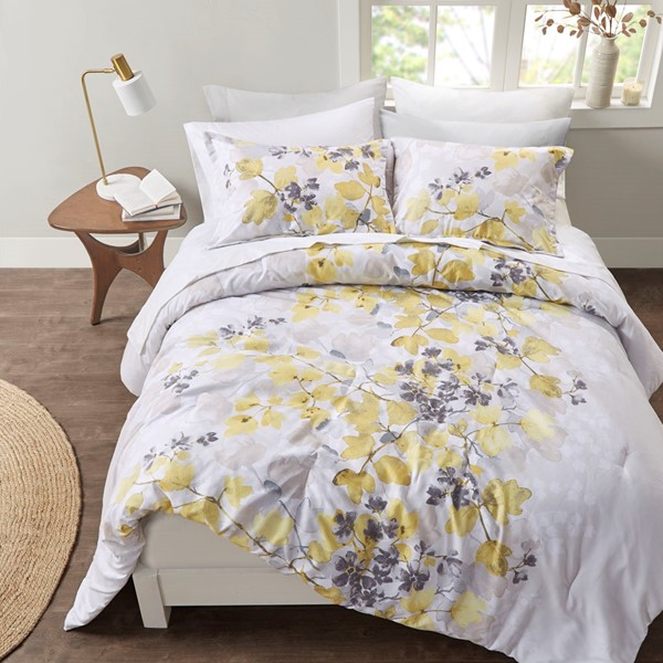 Madison Park Essentials Alexis Comforter Set with Bed Sheets in Yellow, Full CS10-1380