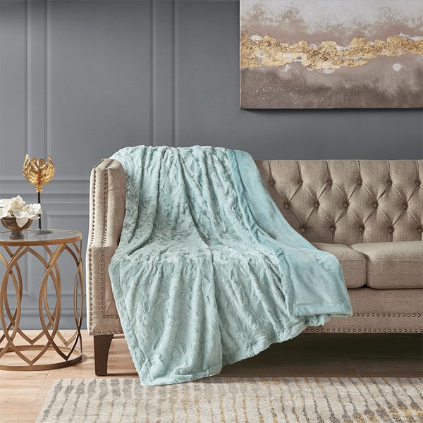 Madison Park Zuri Oversized Faux Fur Throw in Aqua, 60x70" MP50-7193