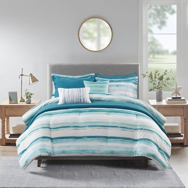 Madison Park Marina 8 Piece Printed Seersucker Comforter and Quilt Set Collection in Aqua, Full/Queen MP10-7946