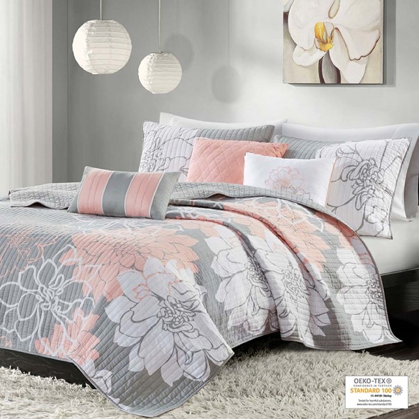 Madison Park Lola 6 Piece Printed Cotton Quilt Set with Throw Pillows in Grey/Peach, King/Cal King MP13-6835