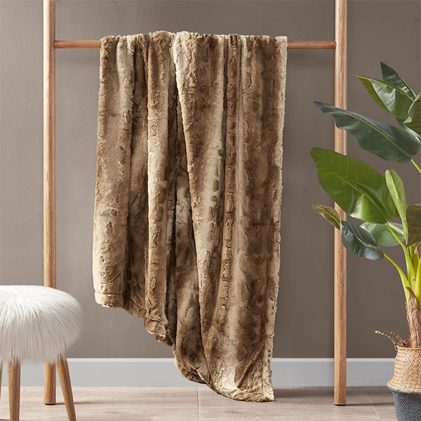 Madison Park Zuri Oversized Faux Fur Throw in Tan, 60x70" MP50-1911