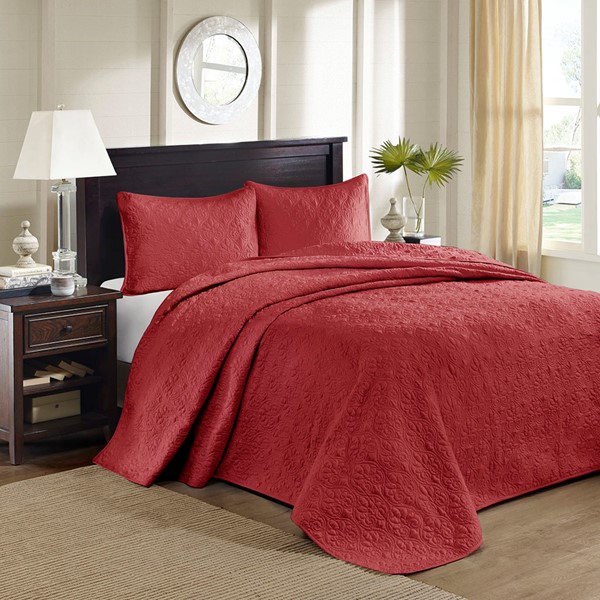 Madison Park Quebec Reversible Bedspread Set in Red, King MP13-2994